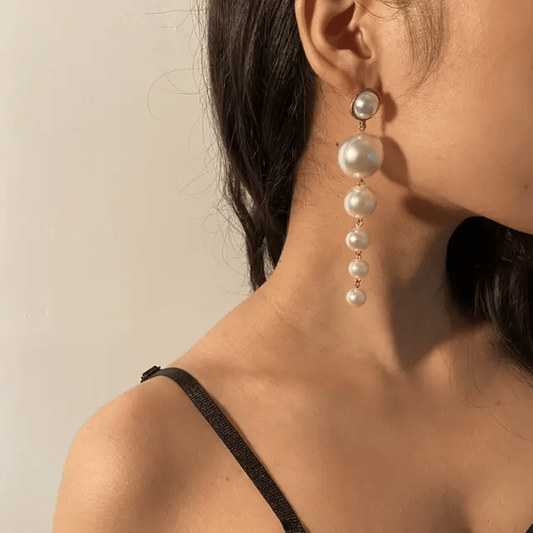 Danglers - Pearl earrings