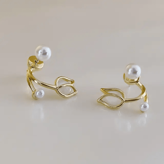 Korean Daisy Pearl Stud Earrings