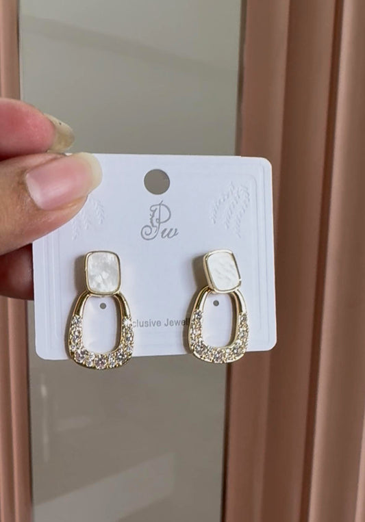 Korean hanging diamond stud