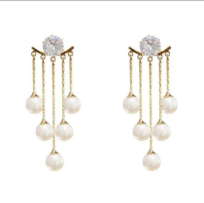 Danglers- Pearl Earrings